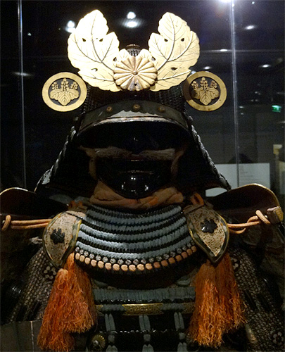 Exposition "Samurai" - Musée du Quai Branly - Casques et armures de samurai