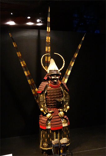 Casques et armures de samurai