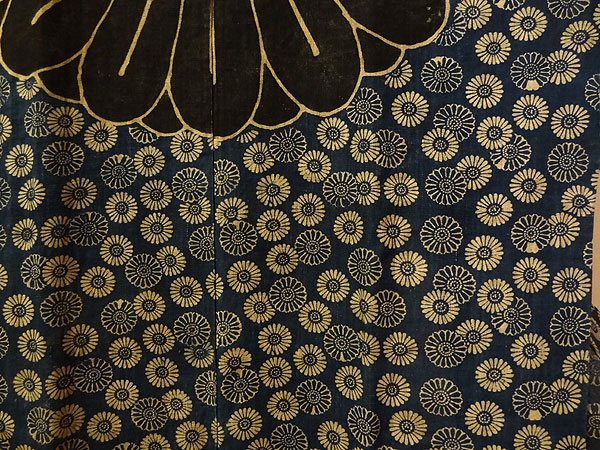 130828_185 Musée Guimet - Exposition "Tsutsugaki" - Textiles indigo du Japon - II -
