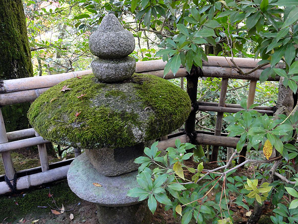 121116_304 Japon - L'automne à Kyôto - Le Kinkakuji ou le Temple du Pavillon d'or 