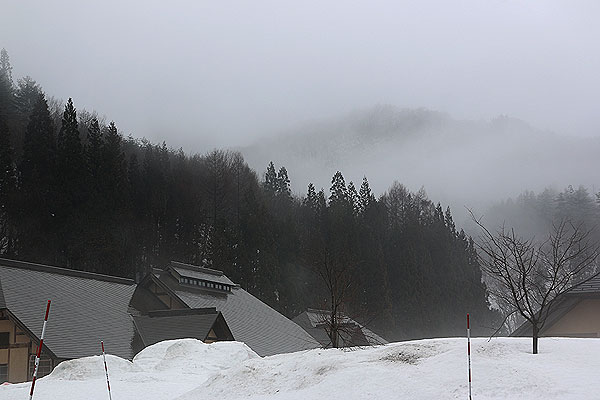 140327_058 Japon - De Fukushima à Nagano - Voyage d'hiver en train dans les Alpes japonaises - IV - Karamushi à Shôwa mura 